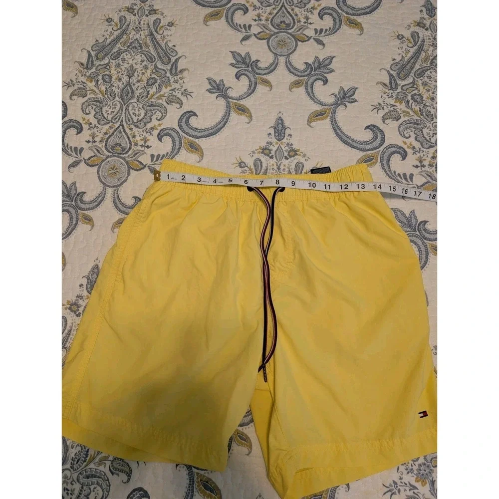 Tommy Hilfiger Men's Small Yellow Swim Trunks Drawstring Shorts